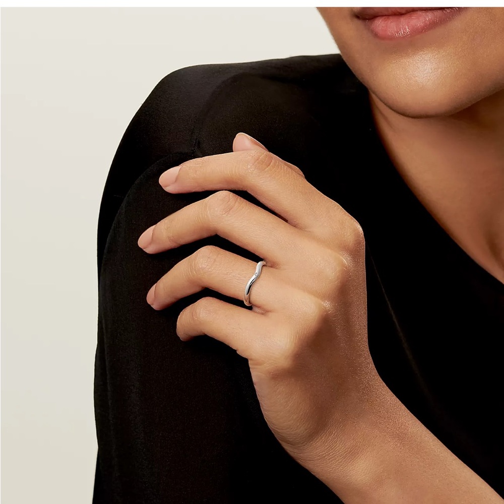 Tiffany & Co Elsa Peretti Wedding Band